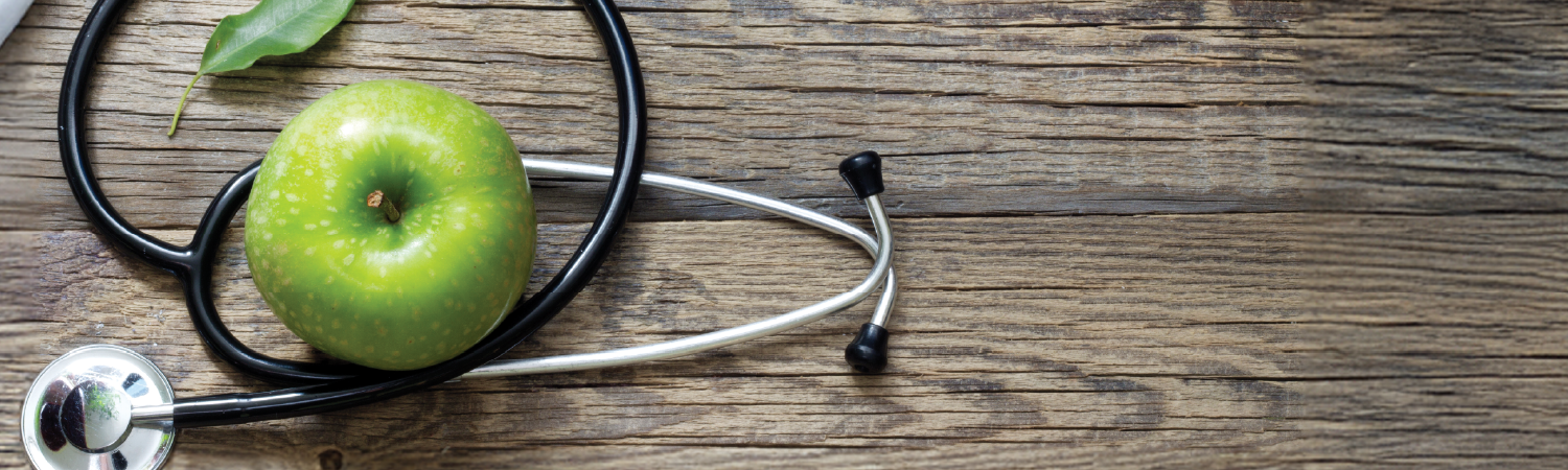 apple and stethoscope 